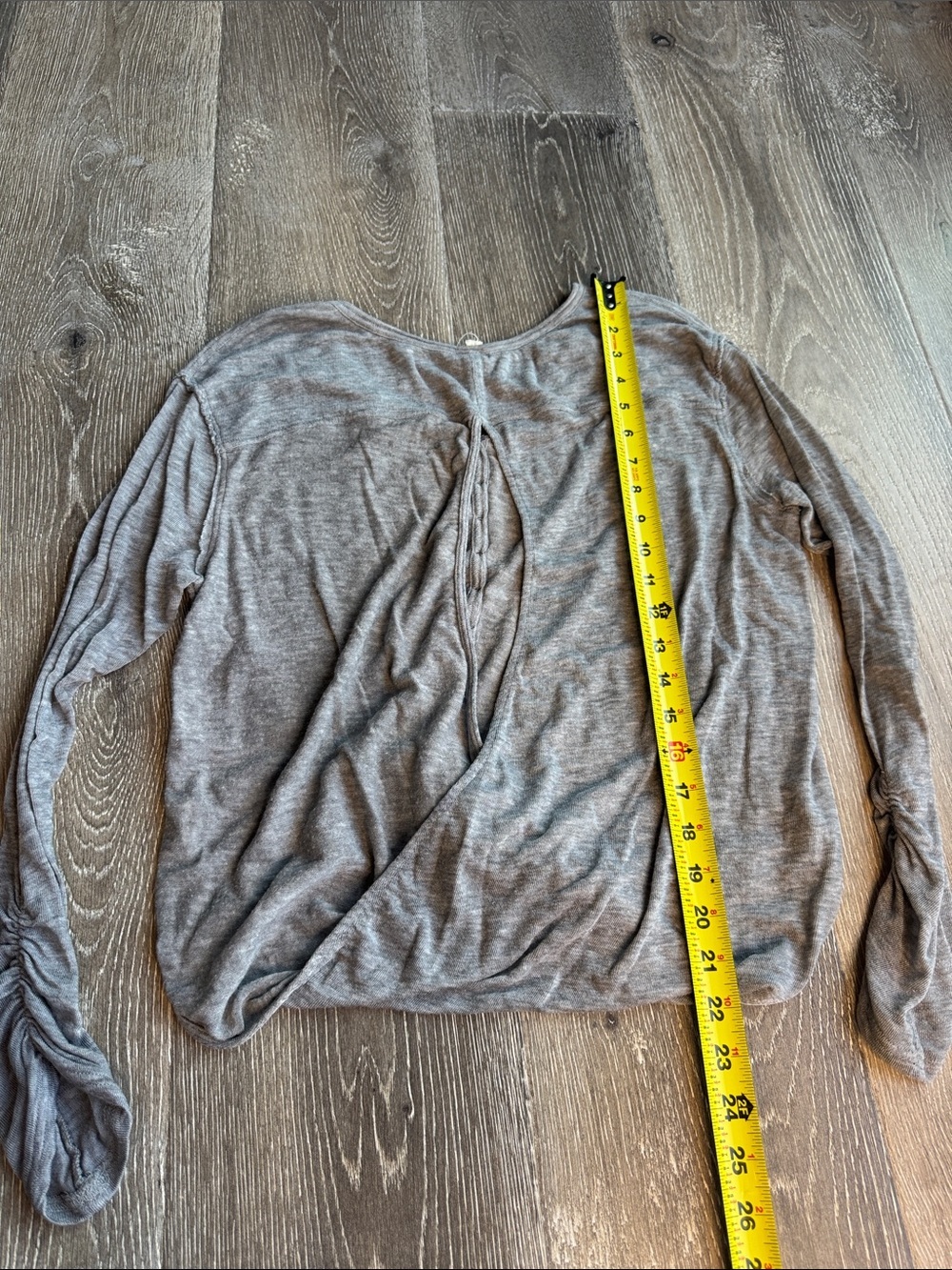 We The Free Heather Gray Long-Sleeve Henley Top AZ0688 - Picture 3 of 3